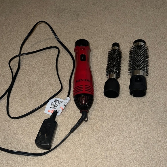 Revlon Ionic Technology Perfect Heat & Style Hair Dryer - Picture 2 of 5